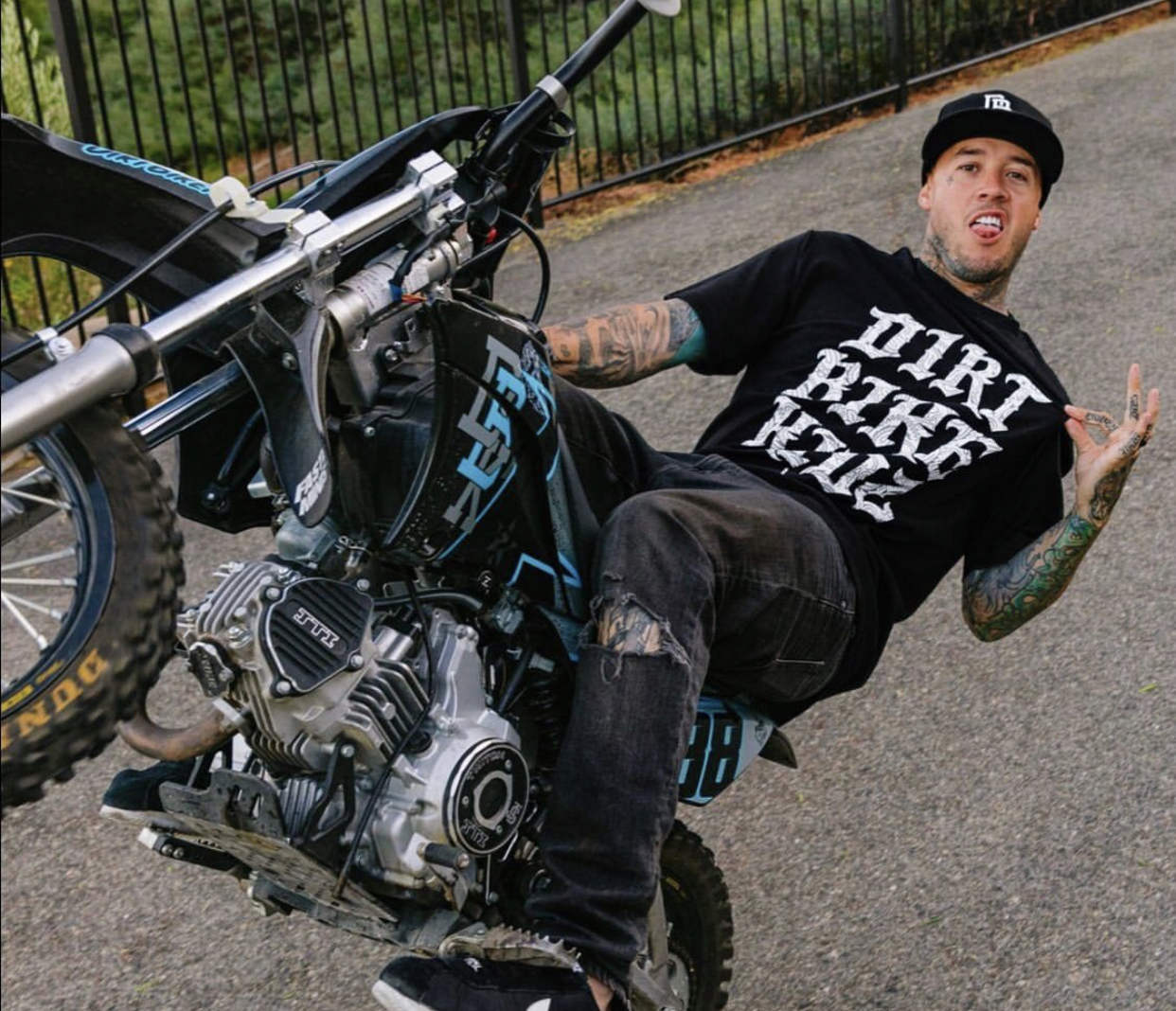 freestyle motocross riders